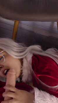 POV: Mrs Claus Needs a New Helper