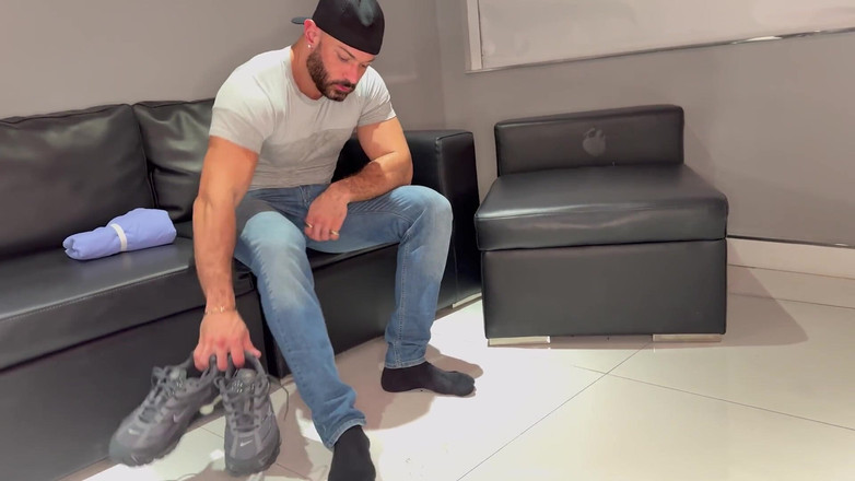 Marco Star: Визит доктора и медицинский осмотр