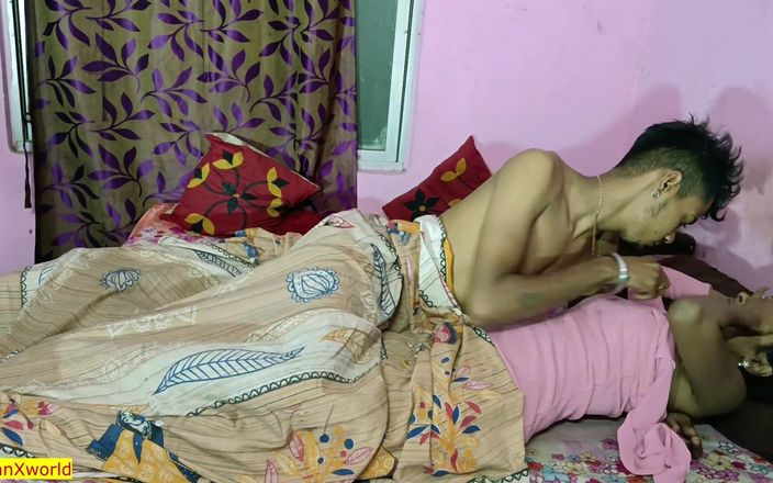 Indian Xshot: Індійська мила сільська дівчина має секс! Вона відчуває себе такою сором&amp;#039;язливою під час траха