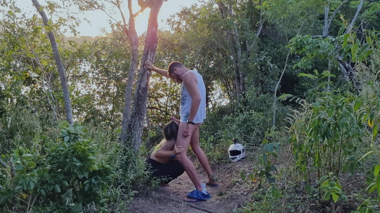 MarieChell: Am dus-o pe femeia însărcinată în pădure