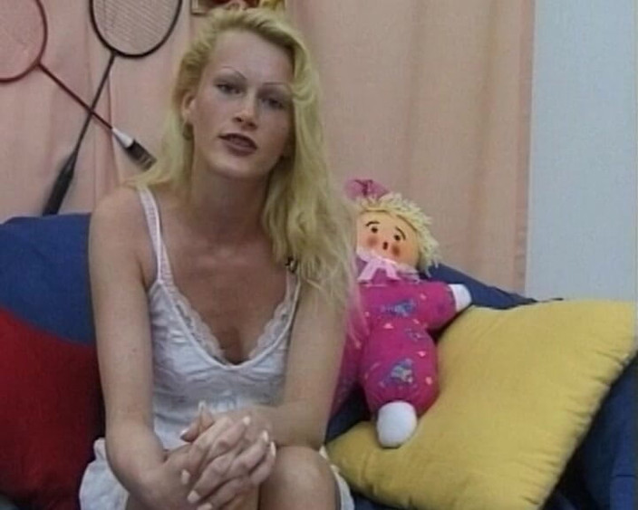 YOUR FIRST PORN: Amanda Feels Like It Today