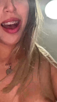 POV geile blondine lutscht und reitet einen großen schwanz