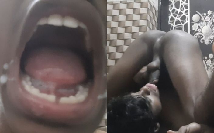 Whey incognito: Adolescentă sexy de 18 ani își bagă sperma în propria gură