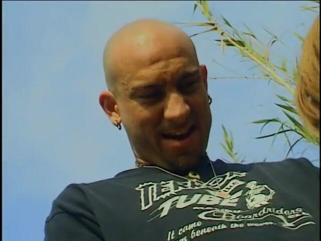 Cumming Soon: Freche brünette lutscht seinen penis