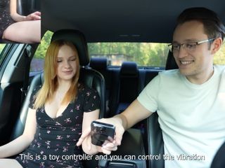Verlonis: Сюрприз Verlonis для Justin Lush Control внутри ее киски во время вождения автомобиля на публике