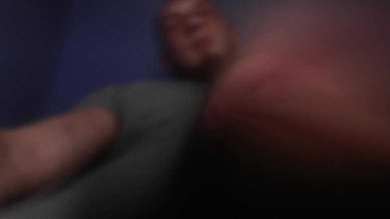 Hunky time: Alpha s koženými rukavicemi dominuje