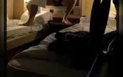 Wichs auf einem Schiff zwischen Polen und Schweden. Abspritzen in der schiffskabine