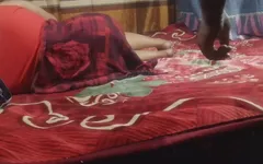 Mertua sange ini ngajak adik iparnya ngentot memeknya sendirian di rumah