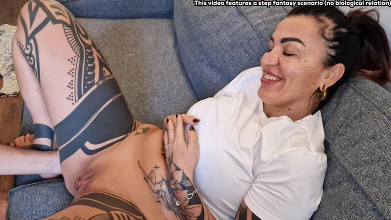 Fucktotum: Exkluzivní extra scény z análního castingu s Ada Paradiso 