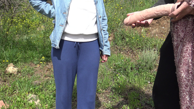 Stepmom Susan: Bu Amerikalı kadın deli!! Müslüman bir ülkede kara borsada edepsiz kullanılmış...