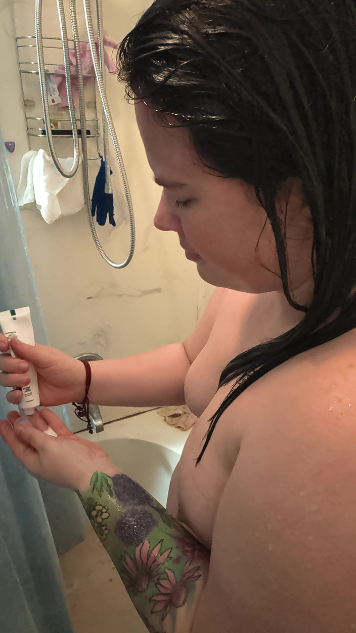 TheKinkyPwrLftr: Tắm với tôi