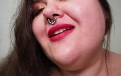 Dudak senfonisi: şehvetli ilham sanatı