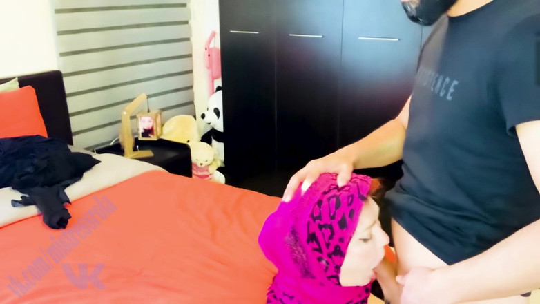 Mistressrola: Arabska dziewczyna z przyrodnim bratem