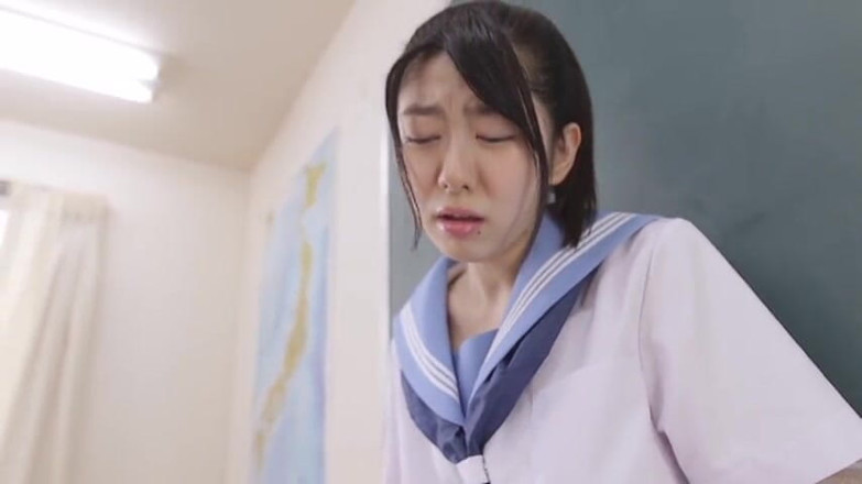 CherryBONBON: Когда толпа исчезает, это только она и я