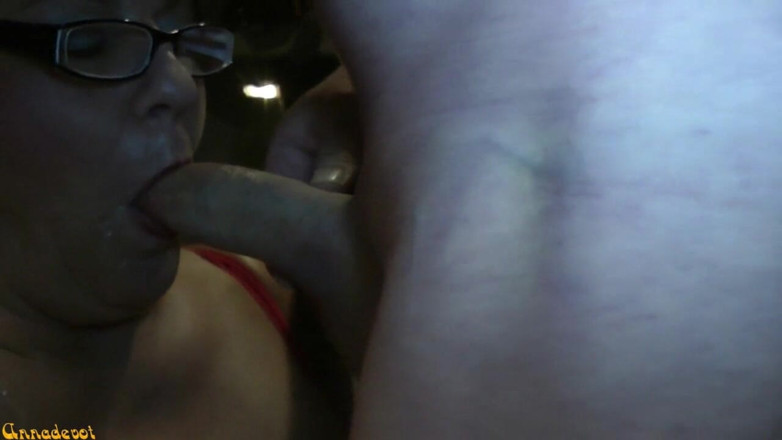 Anna Devot: I'm his load slave