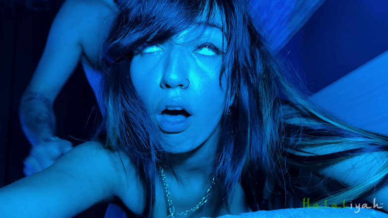 Aaliyah Yasin: Aaliyah Yasin'in Kolombiyalı bir boğayla gündelik seks