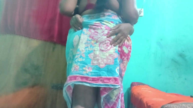 SweetRiyaXO: Séance de couple torride et ludique