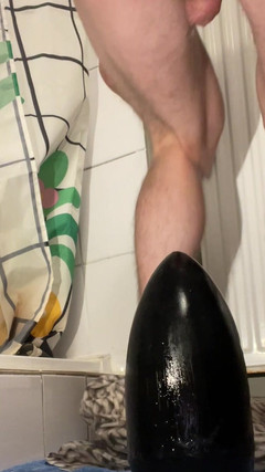Matiefistpie: 何度も何度も絶頂するまで、ゆるいぽっかりと開いたおまんこを遊んだり、プラグを差し込んだり、フィストで殴ったりするのが止まりません