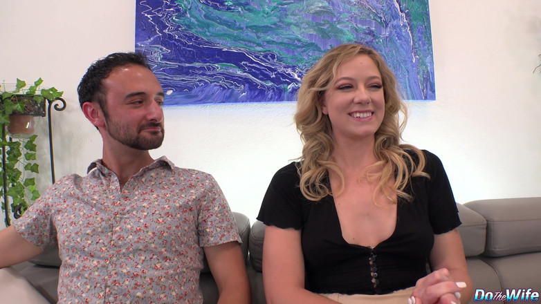 Porn Gutter: हॉट और युवा पत्नी river lynn की गुलाबी चूत बड़े काले लंड से भर जाती है