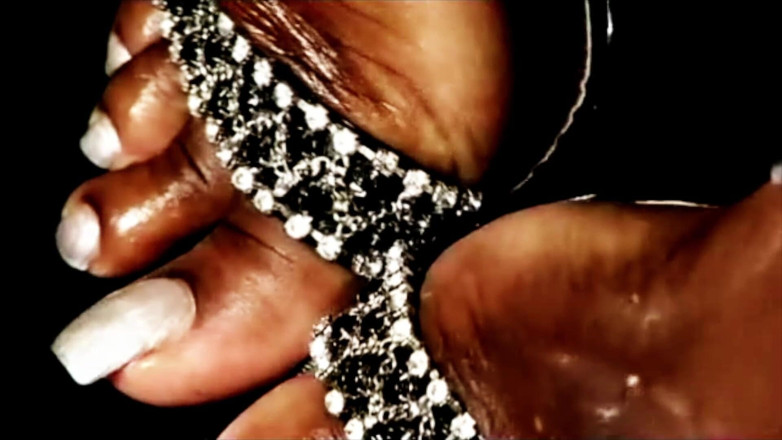 The Goddess Simone: Hermosas uñas de perla largas