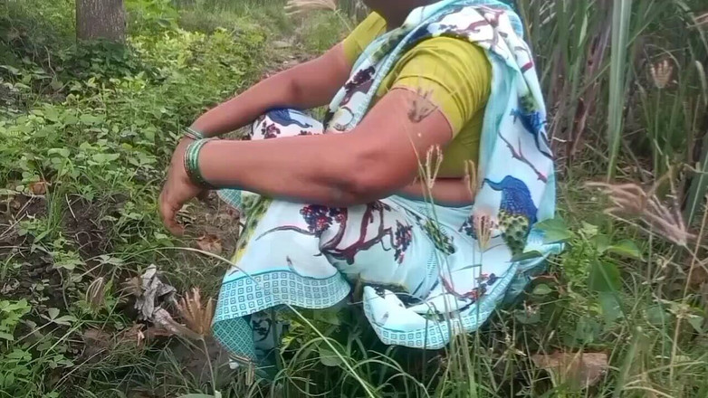 Priyanka314: インドのプリヤ、セクシーなおばさん、ハードコア