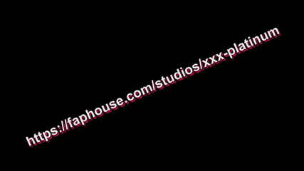 XXX-Platinum: La miLF sexy ha inserito il vibratore nella fica e...