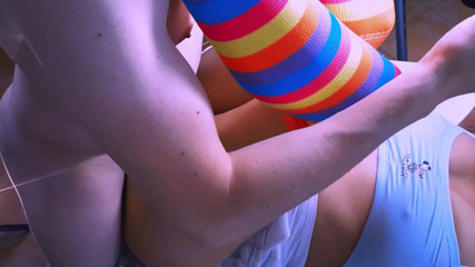 Ellie pink: 继女太紧了，有时是