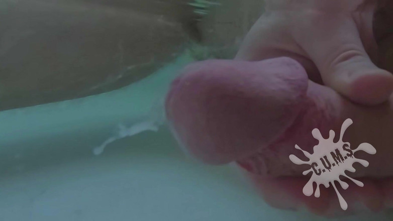 Cum Juggler: C.U.M.S - primo piano e rallentatore - sborrata solitaria # 37