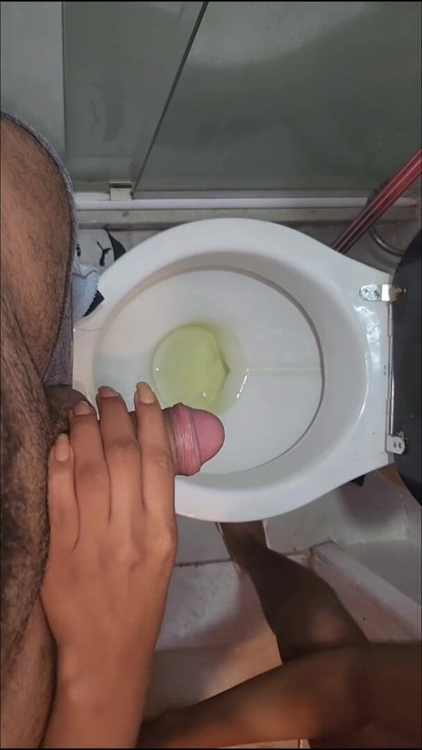 Pietro Montoya: Aiutare il mio maschio a pisciare e piscio 05/25/2023