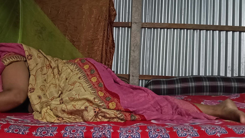 SAFI TV: Teen Stepniece Sharing Bed with Wicked Stepuncle