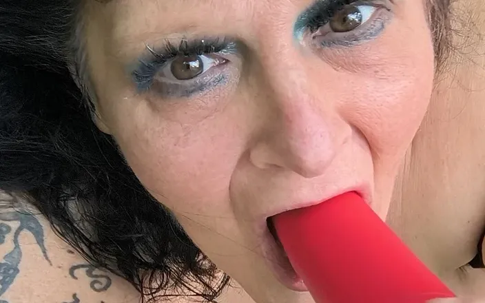 HerculesnVENUS: Creepy Stranger Watching Fat Slut in Woods Oops He Tripped