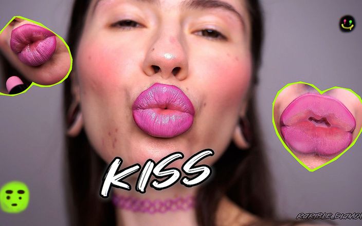 Rarible Diamond: Baci cremosi dolci e rossetto provocanti