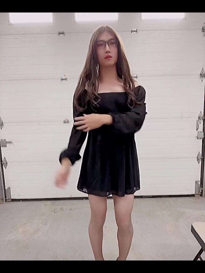 Eva Pans: Trying One the Black Dress in the Warehouse~~and Finally Cum...what...