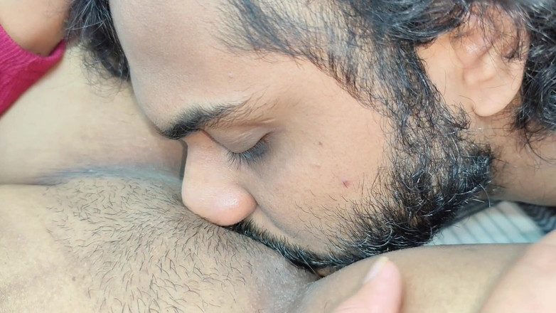 Vaishnavysharunraj: Memek gadis malayali dijilat sama pacar mallunya