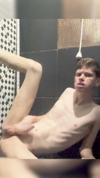 Kedoimath - a Twink Ready to Get Fucked in the Shower