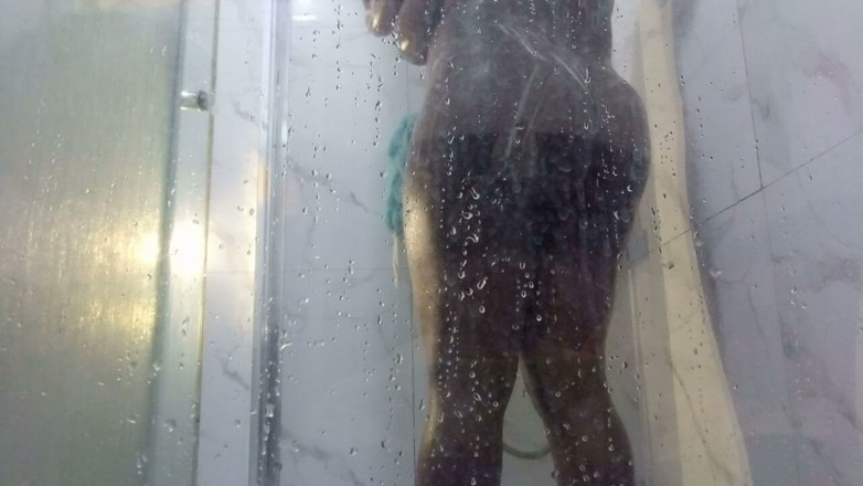 BMCs: La mia ex è in bagno con me e fa meraviglie