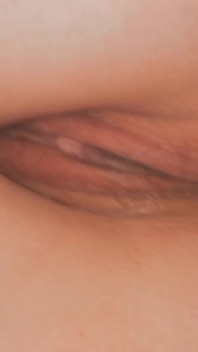 Finger Works Pro Gives 18 Years Old Girl Multiple Orasms!
