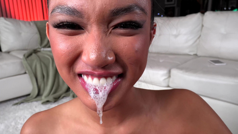 The Dick Suckers: Vystříkal jsi se mi do pusy!