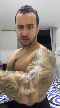 Great Muscular Adoration of a Super Horny Latino