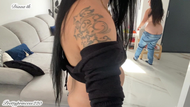 fartingclub01: Buttcrack Jeans While We Clan House