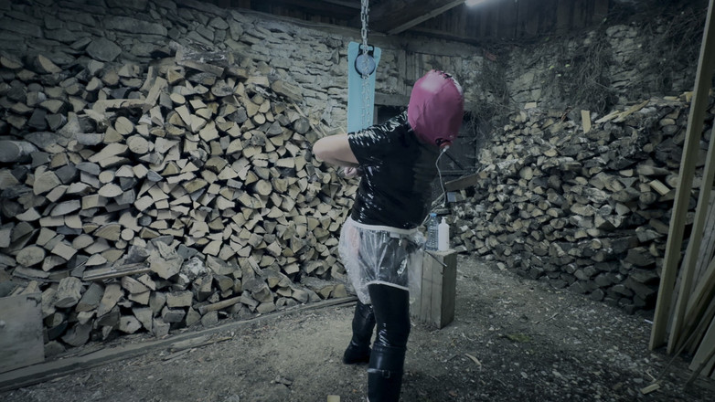 Mistress April: ウッドルームの変態