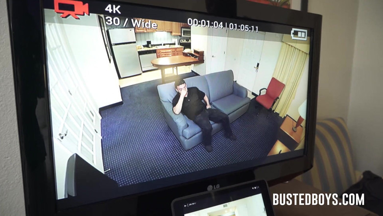 Busted Boys: Ragazzi beccati e dominati