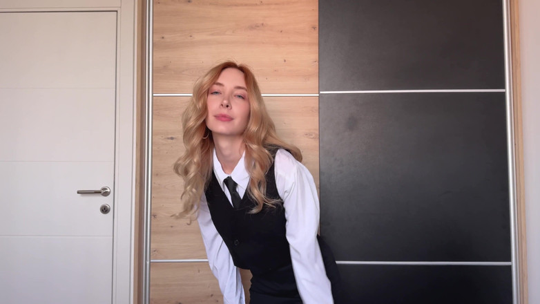 Loly Nebel Studio: Instrucțiuni de masturbare și orgasme distruse