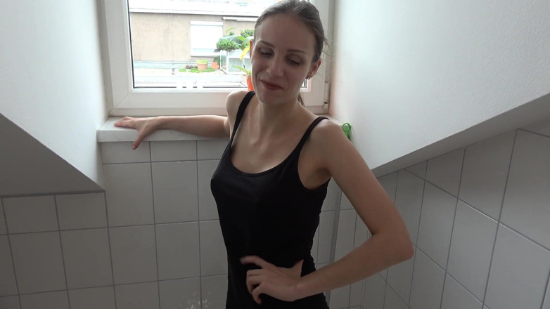 Mary Wet: Famiglia o sesso? Mega Creampie!