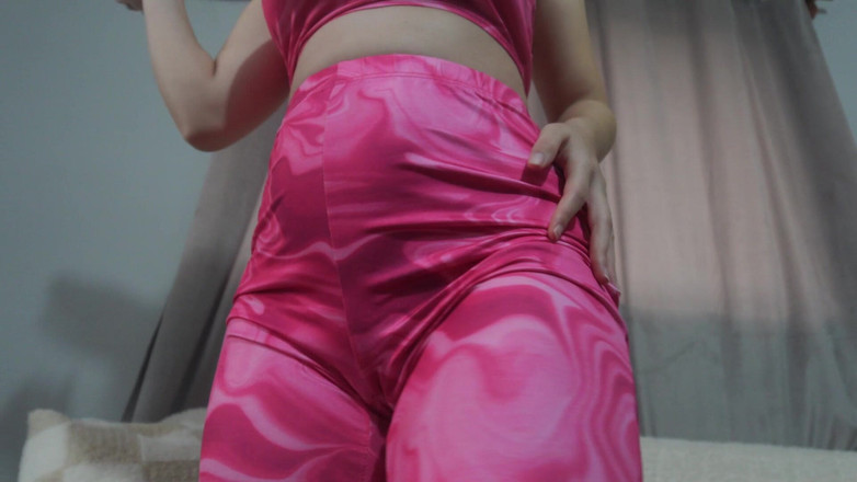 AmayaMori: Moje pinay velký zadek MILF manželka v legínách stydké pysky...