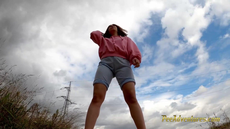 Pee Adventures: Aller courir dehors