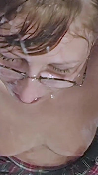 Sexe déjanté amateur avec bukkake