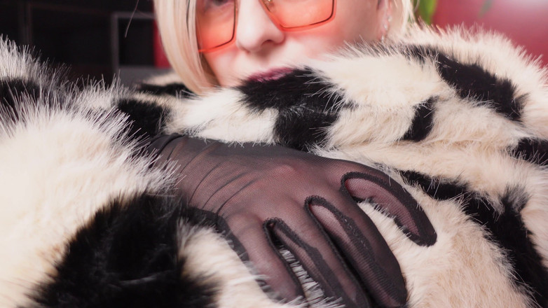 Arya Grander: Ateşli kürk manto koleksiyonu - bölüm 3. Fetiş orta yaşlı seksi kadın...