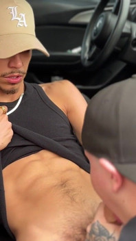 Blowjob, gut bestückte papi erwischt beim schlürfen von unbeschnittenem schwanz, riesige ladung sperma, schwules cruisen, hungpapi