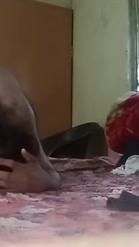 Adik tiri dasi dengan saudara tiri ngentot anal sambil ciuman pantat